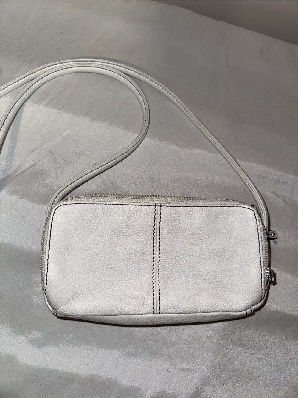 Classic White Leather Crossbody Bag - Picture 1 of 11